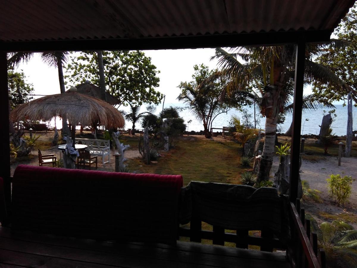 Asari Timo Cottage Îles Îles Karimunjawa Extérieur photo
