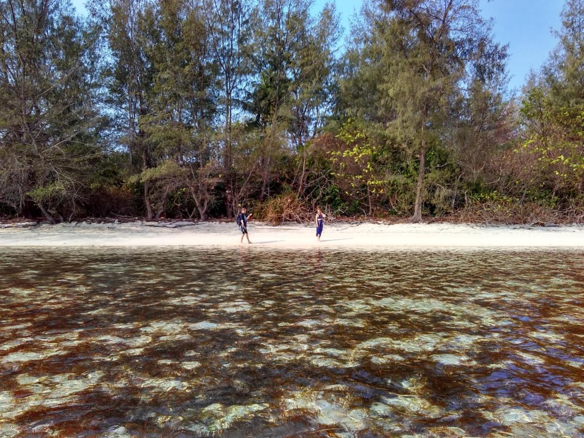 Asari Timo Cottage Îles Îles Karimunjawa Extérieur photo