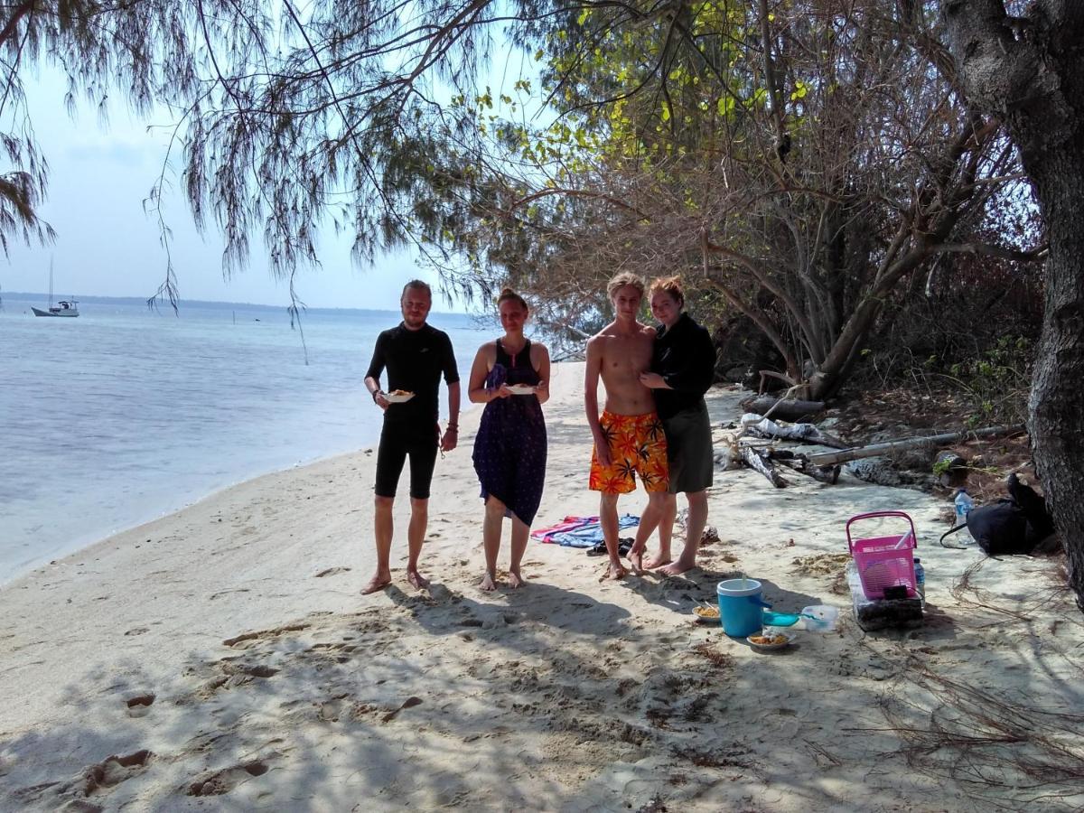 Asari Timo Cottage Îles Îles Karimunjawa Extérieur photo